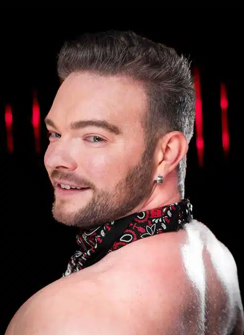 Mr. S Neck Hanky with Zipper Pocket Black / Red