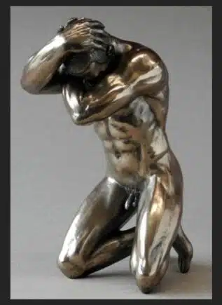 Parastone Statue Kneeling