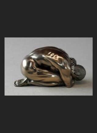 Parastone Statue Man Kneeling