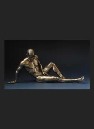 Parastone Statue Sitting Right